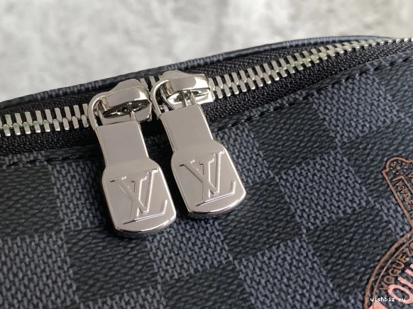 WIS BACKPACK LOUIS DISCOVERY VUITTON 1014